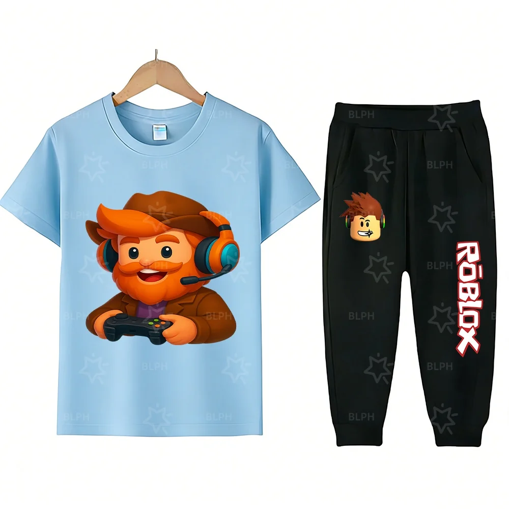 Conjunto de Camiseta e Calça para Crianças Inspirado no Roblox com Menino Gamer de Desenho Animado com Headset e Controle de Jogo para Momentos Divert
