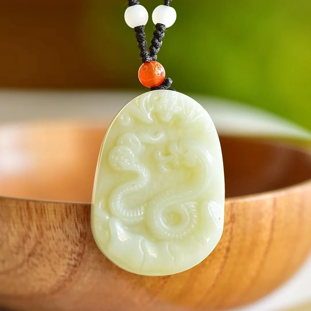 Exquisite  Hetian Jade Zodiac Sign Snake Pendant Jewelry 1132#