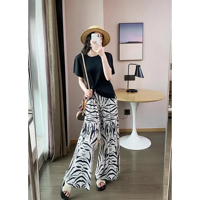 GGHK Pleated Women Casual Pants 2024 Fall New High Waist Zebra Stripe Design Loose Large Size Fashion Female Pants