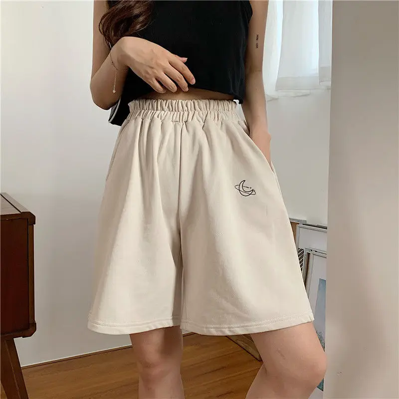 Pantalones cortos informales de talla grande para mujer, ropa de verano de cintura alta elástica con bordado de Luna, pantalones cortos holgados