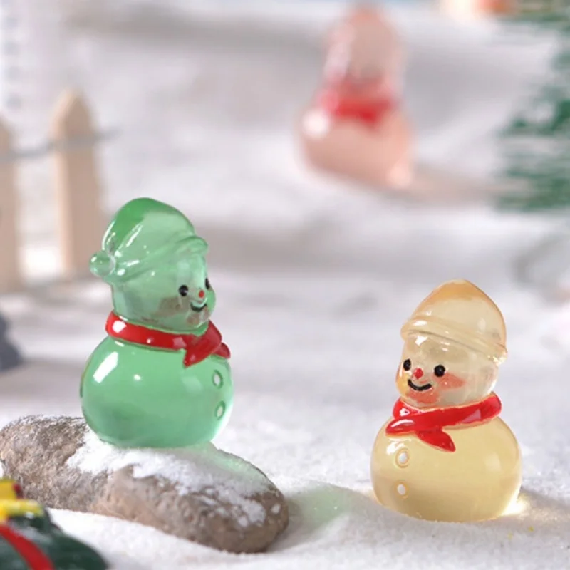 5-20 قطعة صغيرة مضيئة الراتنج عيد الميلاد ثلج حلية توهج في الظلام مصغرة الشكل ثلج صغير لتقوم بها بنفسك دمية الديكور