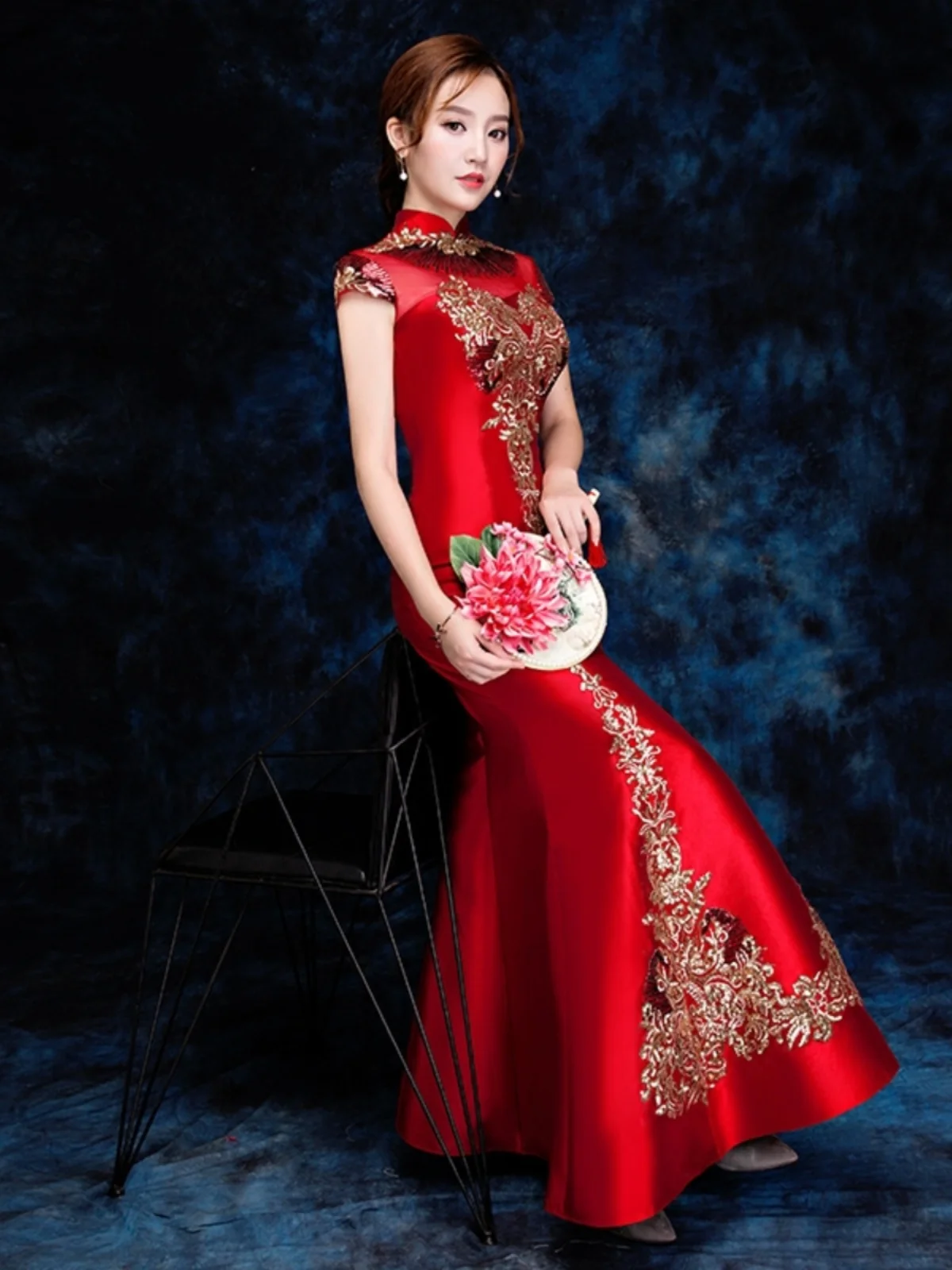 

Ele Chinese Sle Evening Gown with Embroidery Slim Fit Fi Tail for Faion ow Wedding Banquet Performance Outfit
