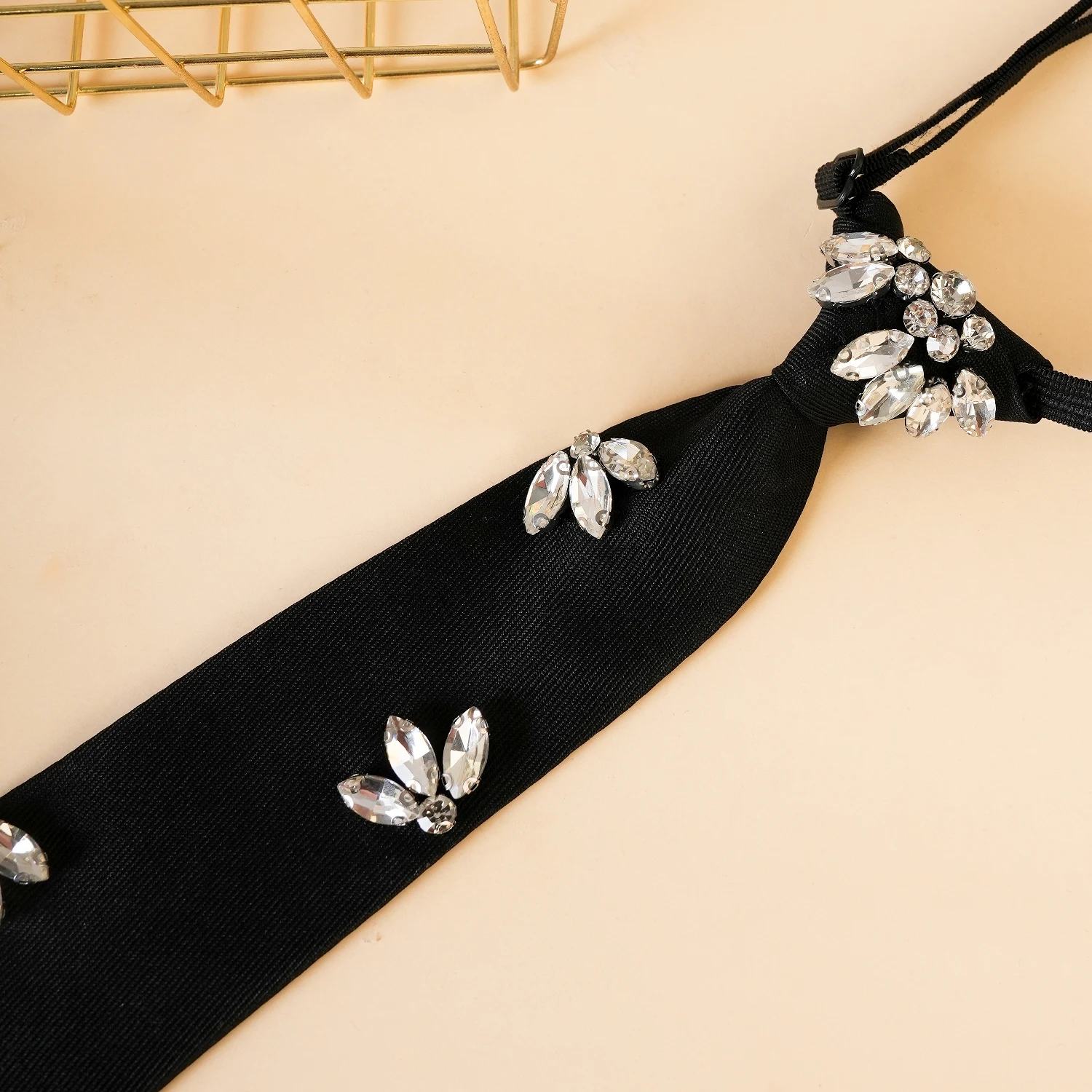 Fashionable Lady Solid Color Sparkly with Rhinestones Versatile New Tie - Image 4