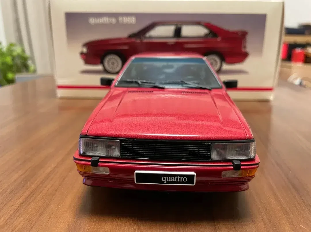 Autoart 1:18 Sport Quattro 1988 Simulation Limited Edition All Open Alloy Metal Static Car Model Toy Gift