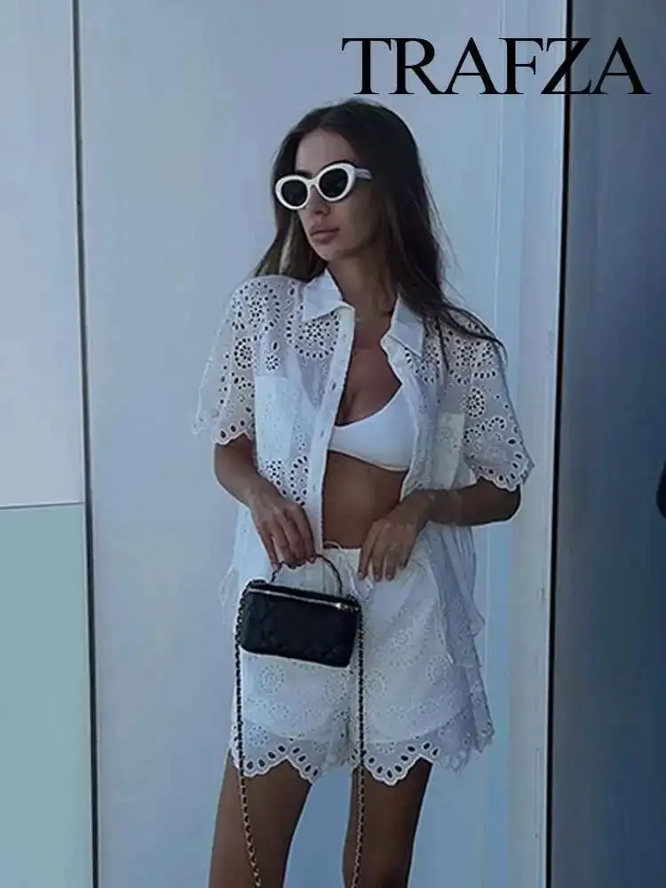 

New Summer Fashion Women Hollow Out Sets White Turn-Down Collar Short Sleeves Single Breasted Shirts+Mid-Waist Lace-Up Shorts