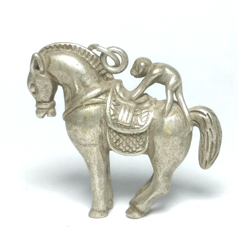 YIZHU CULTUER ART Old Chinese Tibet Silver Carving Monkey Horse Necklace Pendant Collection Size 4.5 CM