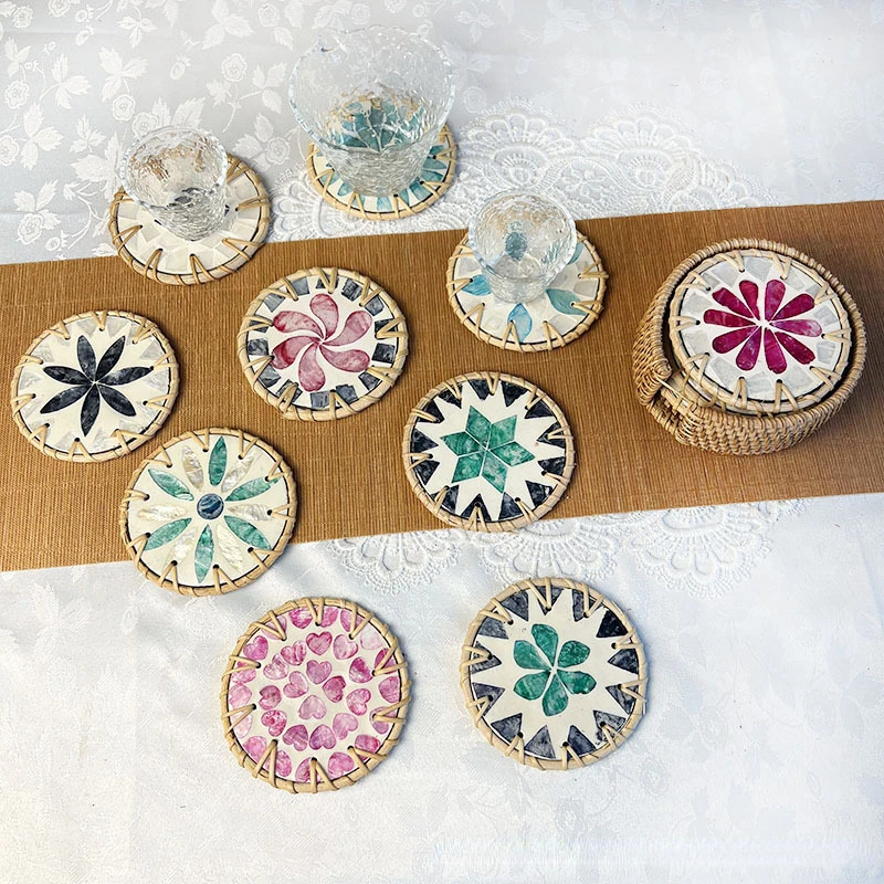 10cm Creative Splicing Natural Rattan Colorful Shell Resin Cup Mat Coaster Hand Woven Insulation Pad Placemat Kitchen Decoration