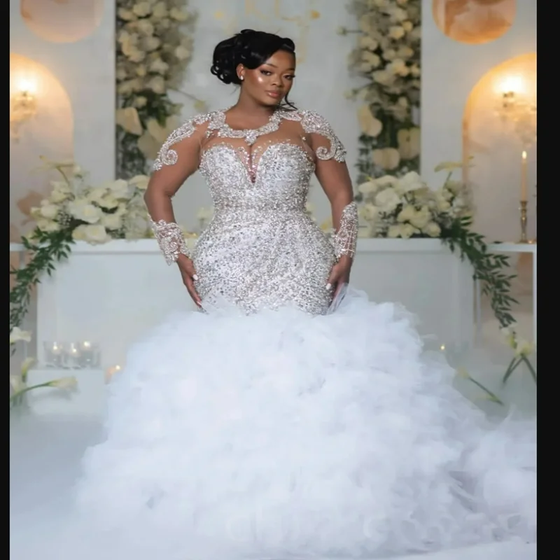 

Customized O-Neck Sparkly Crystals Beads Long Sleeves Wedding Dress Vestido De Casament Modest Tiers Tulle Bridal Gowns