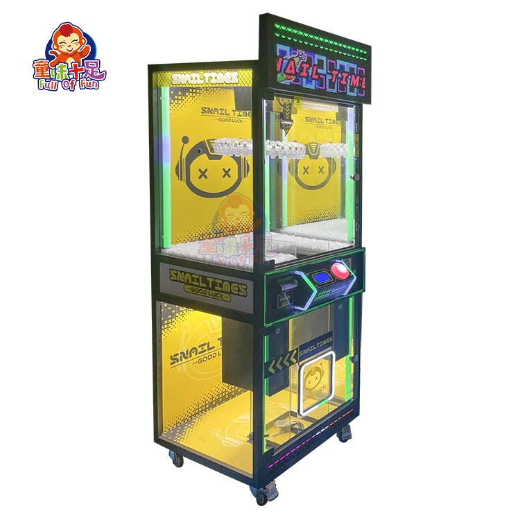 Custom 32 Clips Prize Game Machine Clamp Vending Arcade Machine with Pixel Screen for Indoor Entertainment