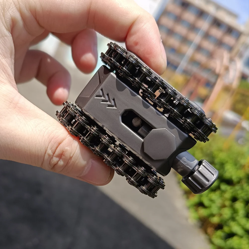 金属製回転タンクフィジェットトイ - 戦術的磁気EDCストレス解消＆スピナー |   子供向けのクールなミリタリーギフト、フィジェットトイ、EDC