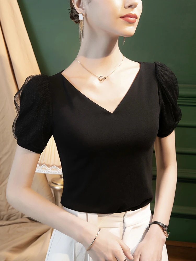 Women's Summer Pure Cotton V-neck Short Sleeve T-shirt Lace Mesh Patchwork Bubble Sleeve Top for Office Lady Basic Style