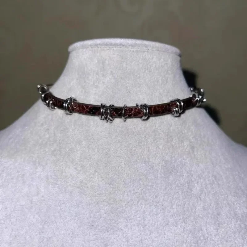 جديد الشرير العصرية القوطية الهندسة ياقة جلدية سلسلة المختنق قلادة للنساء الرجال موضة خمر مجوهرات Y2K EMO اكسسوارات