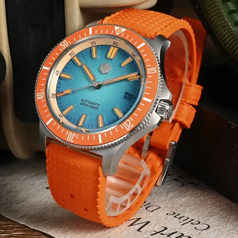 San Martin Men Automatic Watch 40mm Mechanical Wristwatch Diver 200M Waterproof BGW-9 Luminous Sapphire NH35 Gradient Fruit Dial