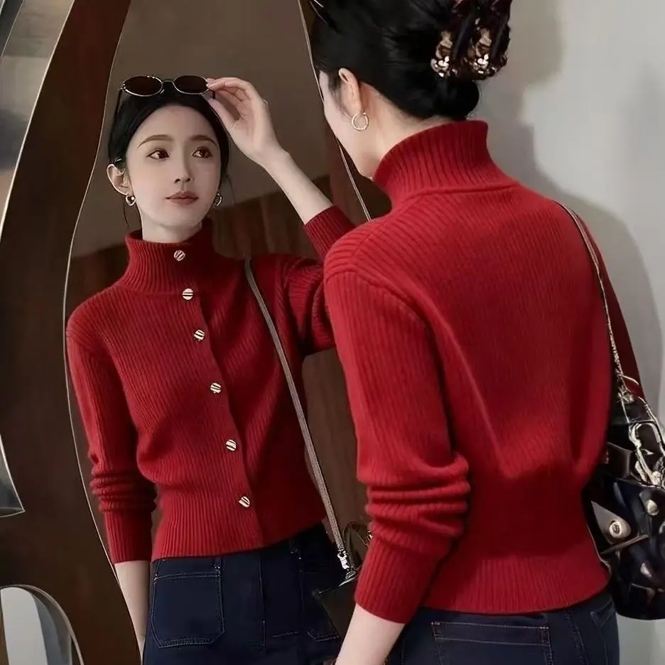 

Dalong Women's Knitted Sweater Red Base Shirt Autumn Winter New Arrival High End Brand Long Sleeve Stand Collar Button Detail