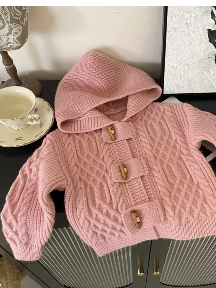 

Girls' Autumn and Winter Sweaters 2023 New Fashion Children's Horn Button Hooded Top Girls' Cardigan Children's Knitwear Coat