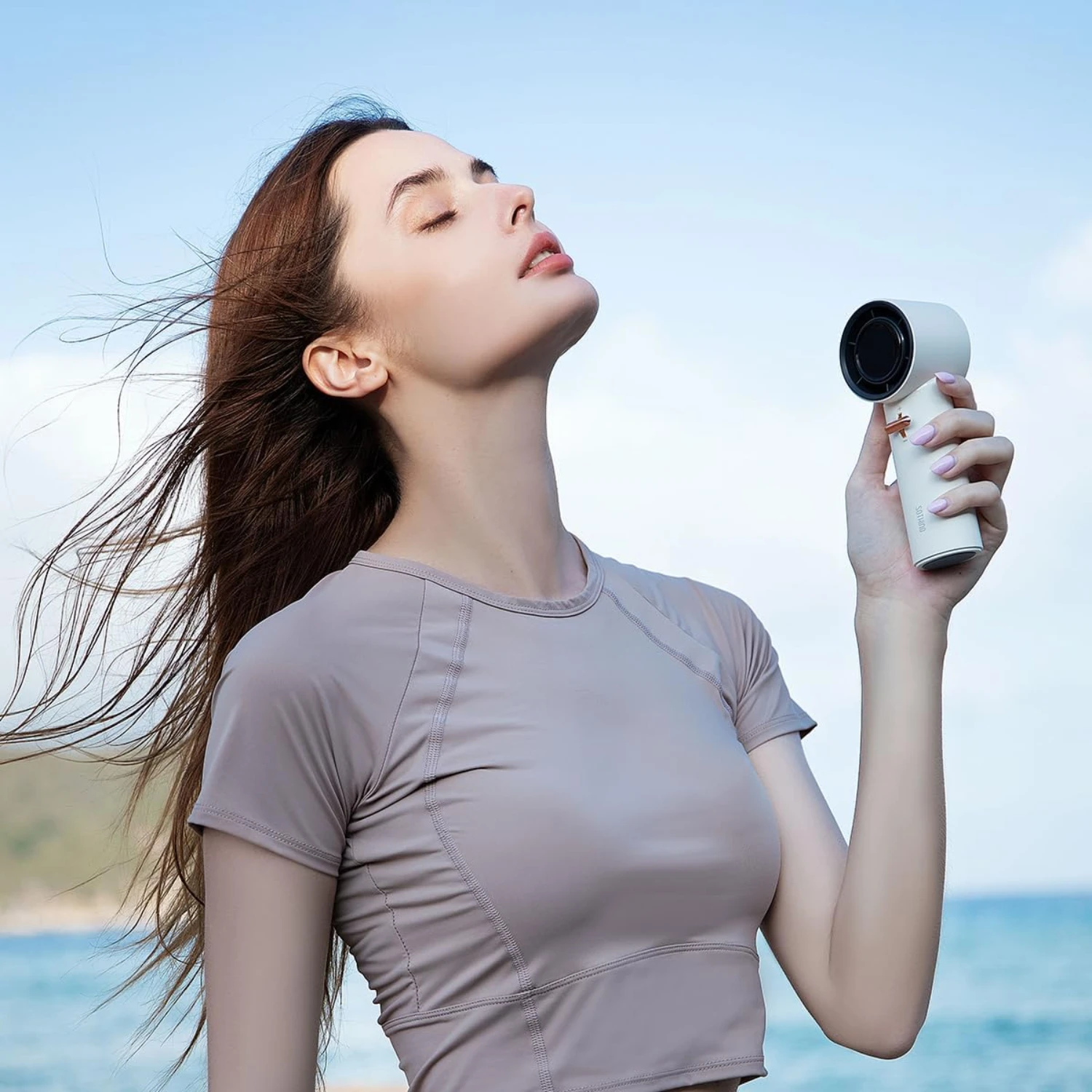 Mini ventilatore portatile ricaricabile ultra silenzioso per gli appassionati all'aperto - Raffreddamento efficiente con batteria portatile e potente da 3600 mAh