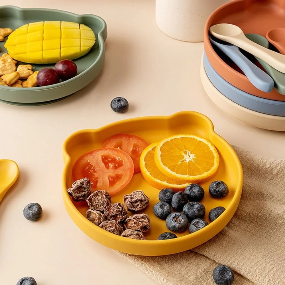 

Food Grade Silicone Children Dinner Plate with Suker Bear Shape Baby Food Plate Anti -drop Anti -scald