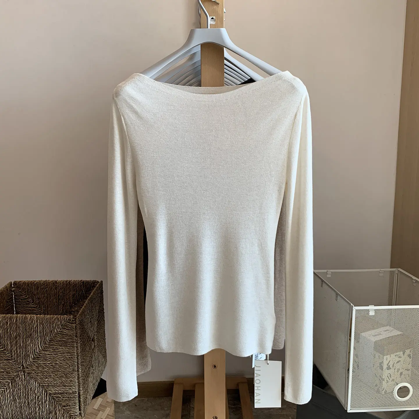 Spring New Style Women's Slim Fit Knitted Sweater Shoulder Bared Layering Base Shirt Casual Comfortable Polyester Fiber