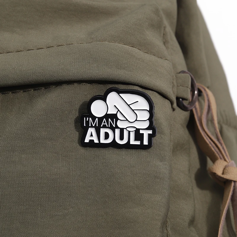 Sono un adulto smalto Pin salute mentale personalizzato creativo salute mentale spilla risvolto zaino distintivo gioielli accessori decorativi