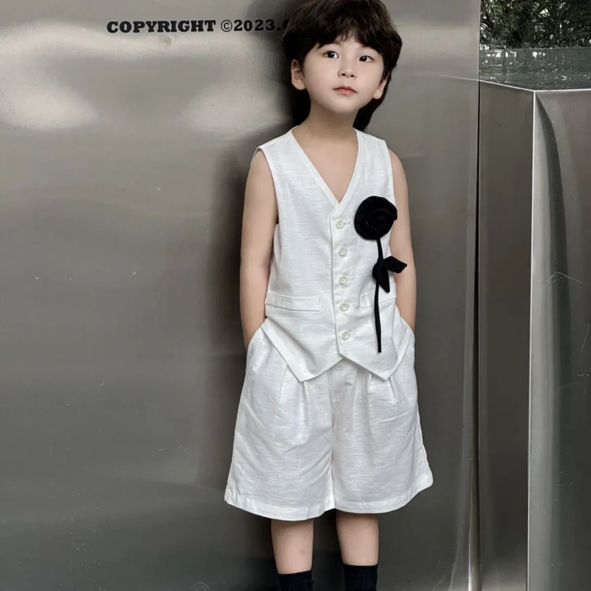 

Children's Sleeveless Shirt Set Summer New Boys' and Girls' Top Shorts Casual Two Piece Set