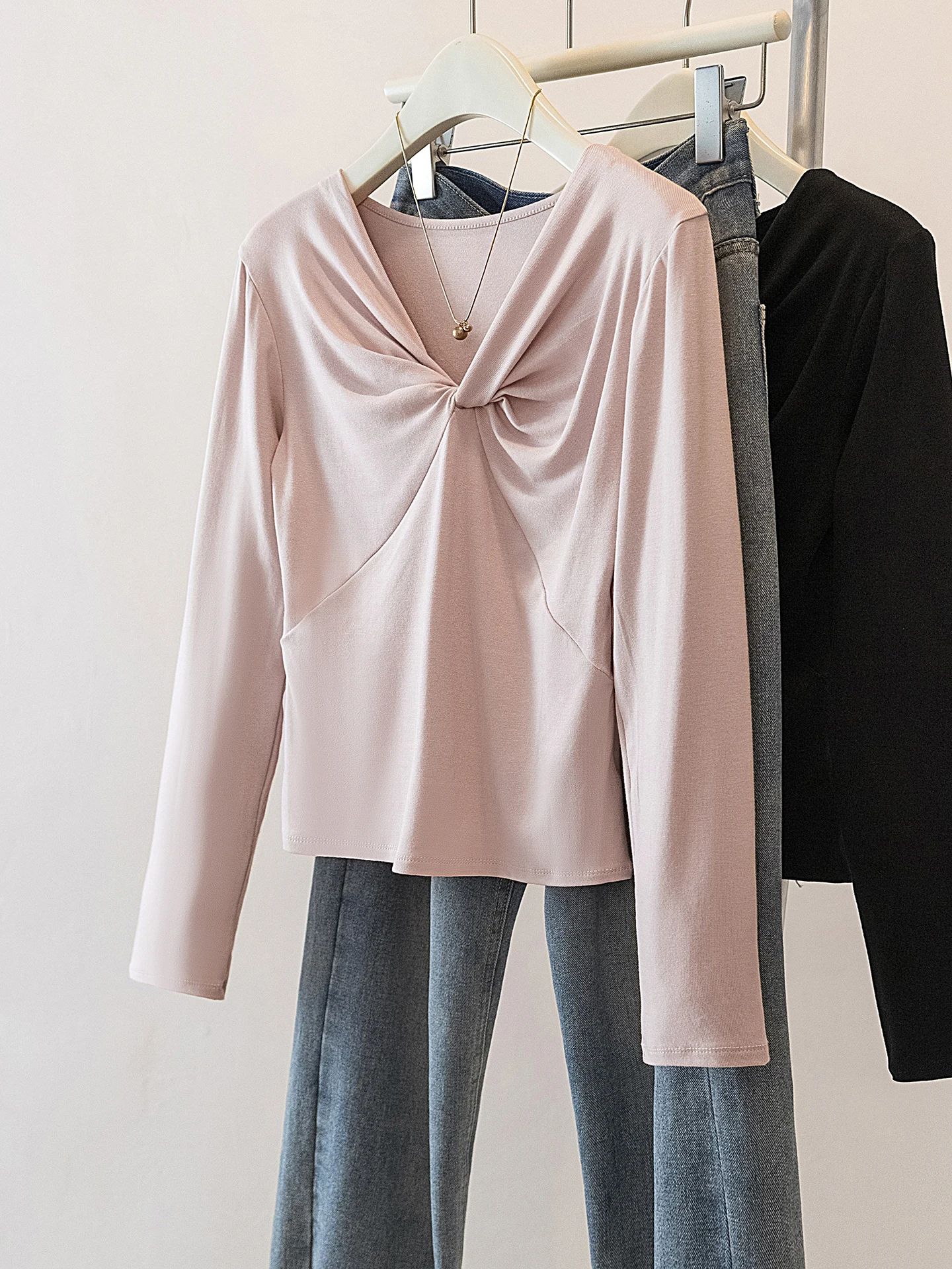 

Модная женская футболка с длинным рукавом и узлом, приталенная, базовая, весна 2026, модная, больших размеров, нижняя одежда, топ-боди