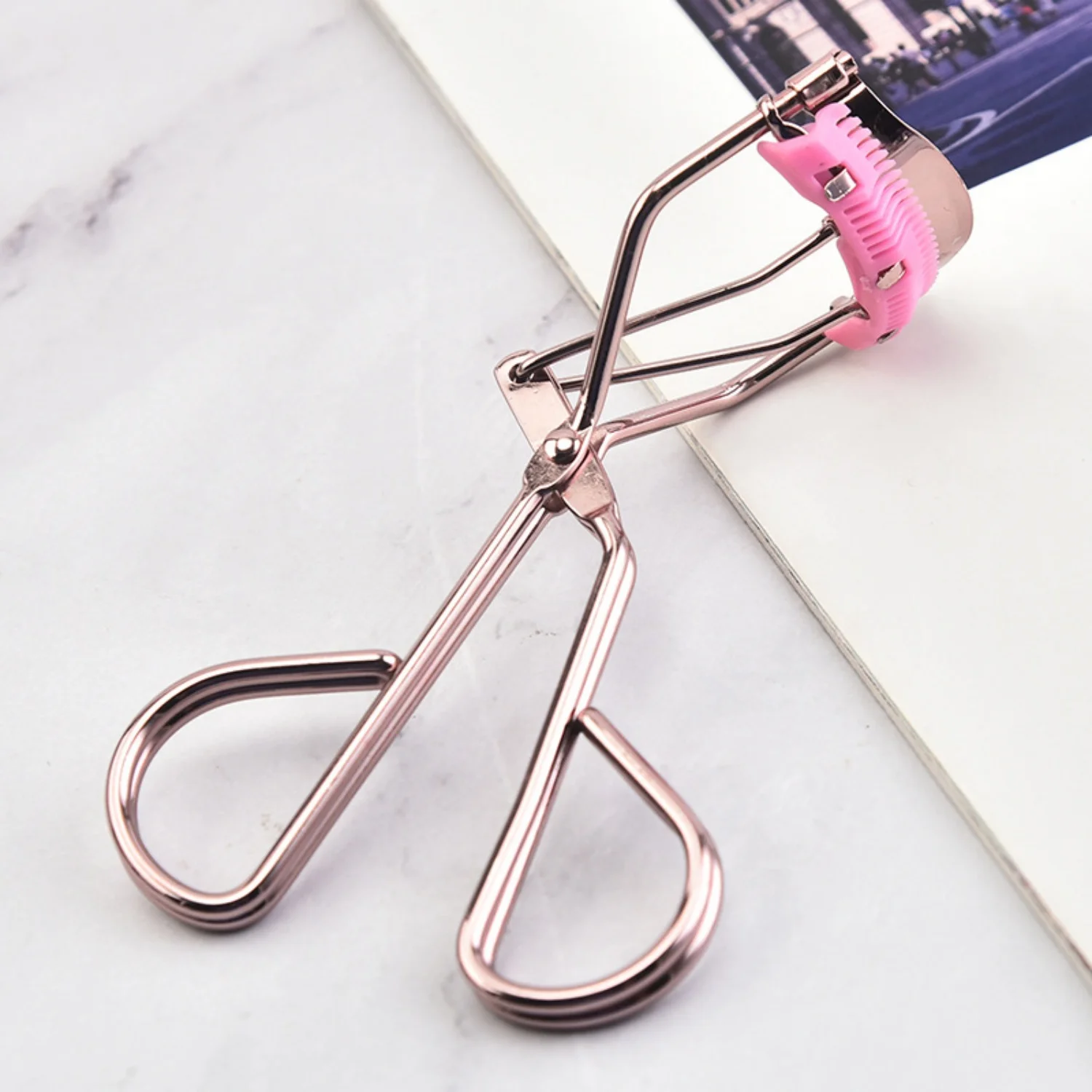 Professional Rose Gold Eyelash Curler Eyelash Makeup Tools Women\'s Cosmetics Accessories Quick Styling Compact And Portable