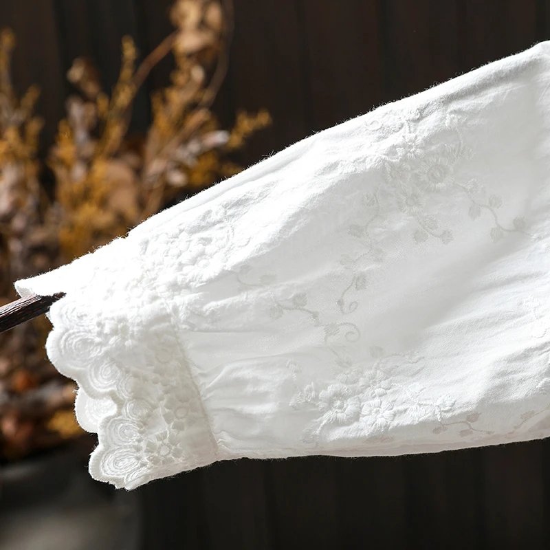 여성 긴팔 면 셔츠 신상 2025 가을 빈티지 스타일 스탠드 칼라 꽃 자수 여성 우아한 탑 셔츠 T757