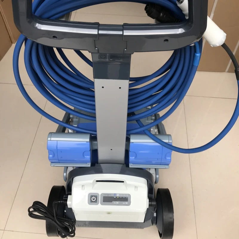 เครื่องทำความสะอาดสระว่ายน้ำอัตโนมัติประสิทธิภาพสูง – อุปกรณ์และเครื่องมือทำความสะอาดสระว่ายน้ำที่จำเป็น