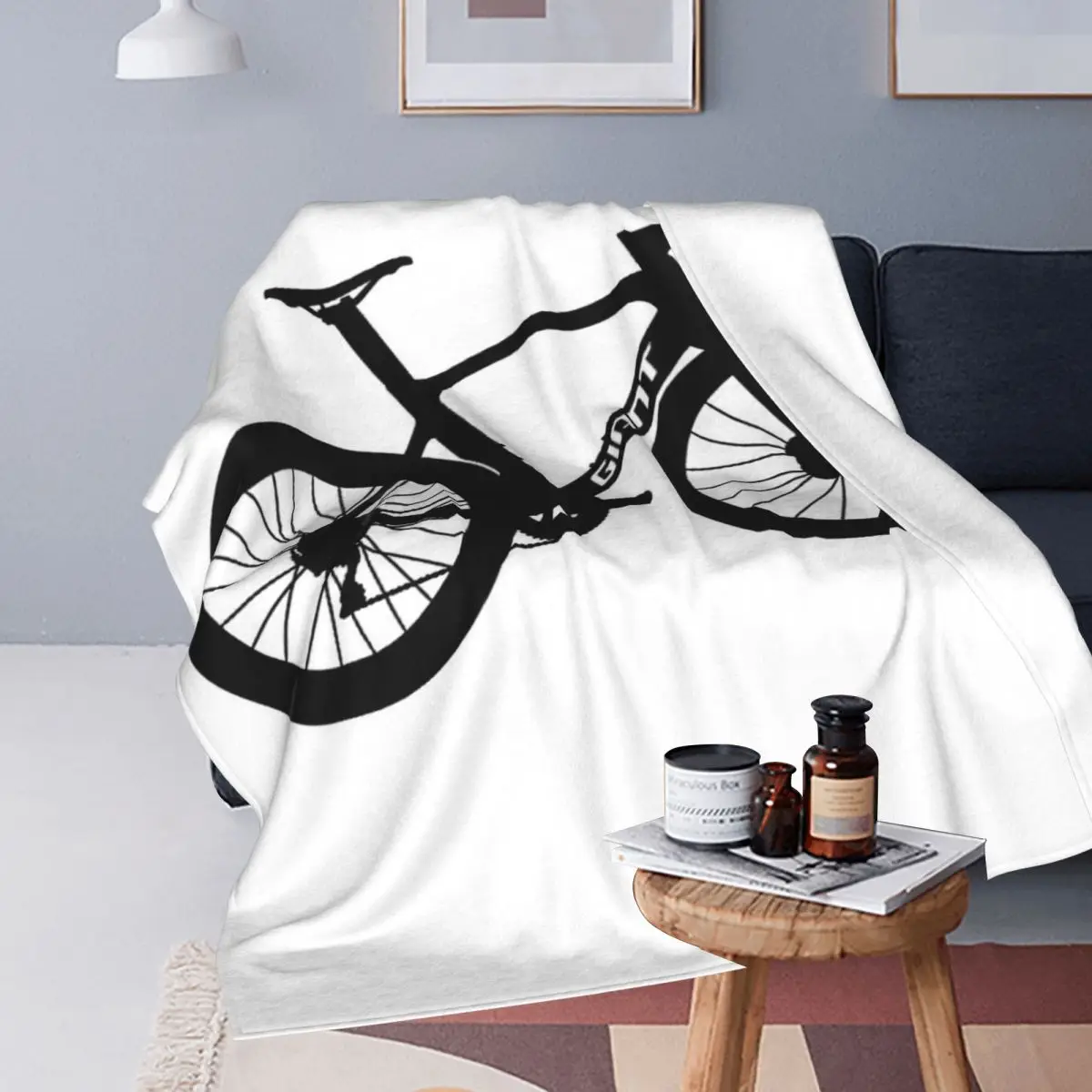 Giant Propel Road Bike Silhouette Blanket Flannel Sofa Throw Blanket for Home Bedroom Outdoor Throws Bedspread Quilt