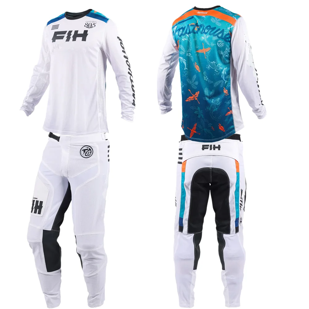 Thumbnail 2 - #3 Motorcycle Suits Comparison Guide