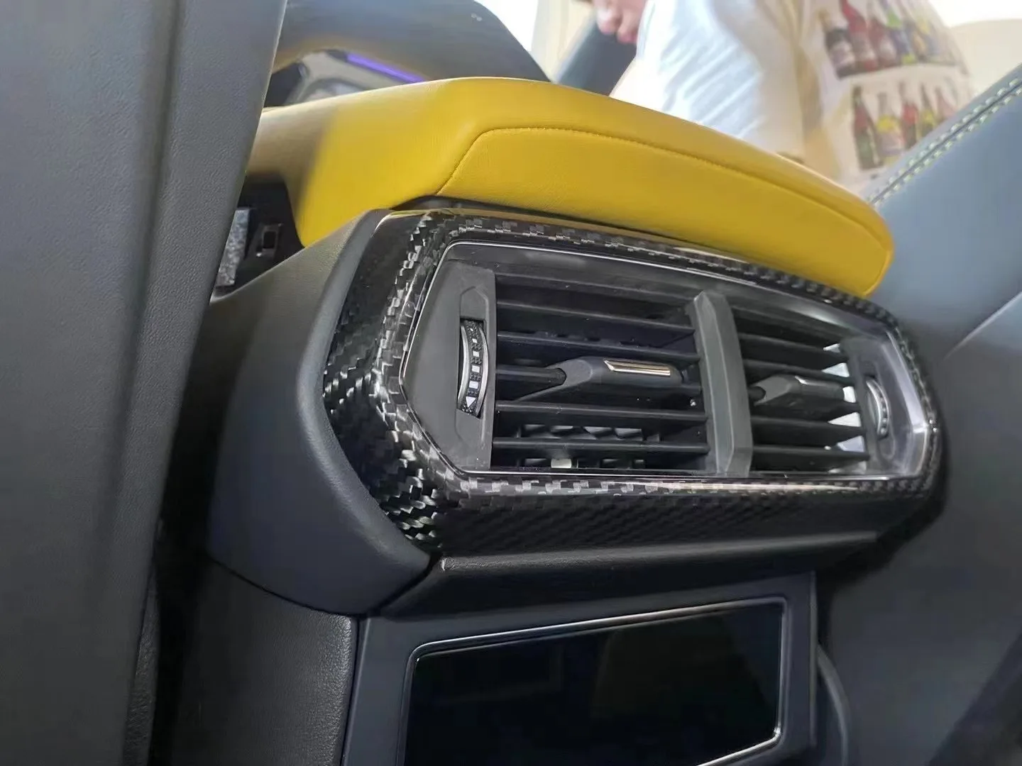 FOR URUS Body Kit URUS Upgraded Carbon Fiber Style Interior Sticker Plus Replacement