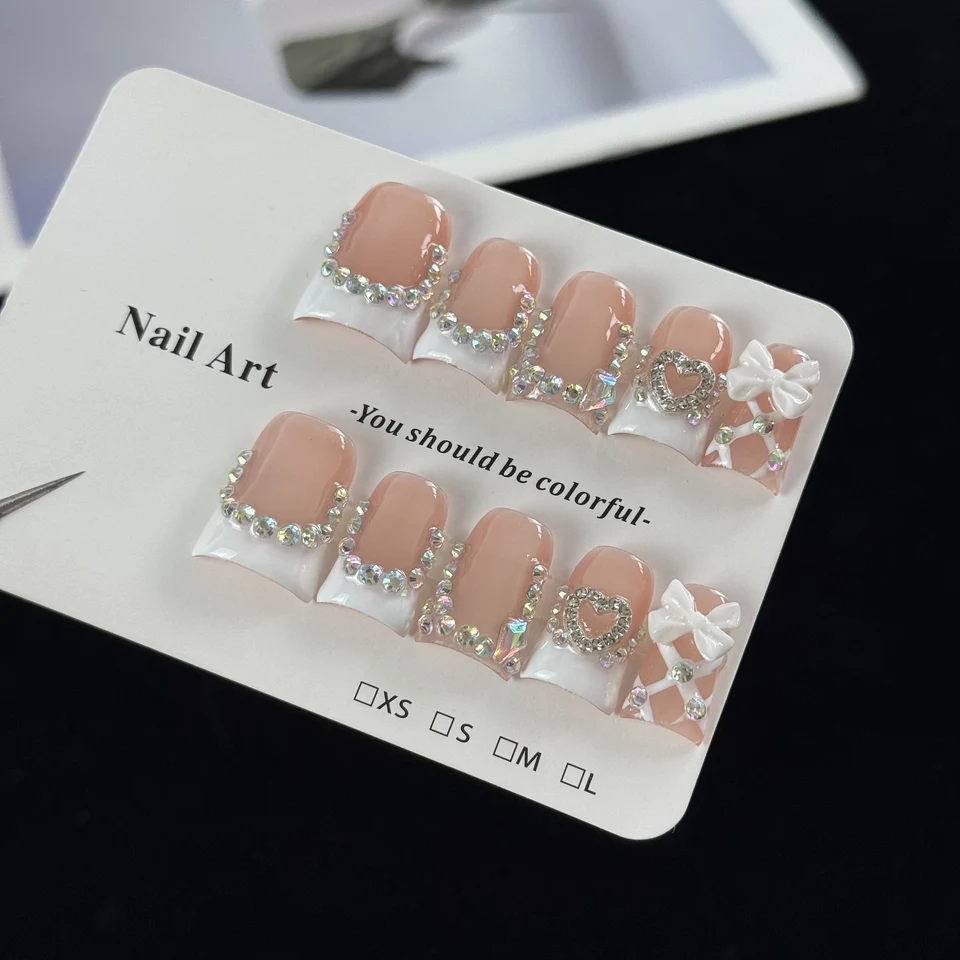 10 pzas Uñas postizas de lujo, serie nude, con moños tridimensionales, corazones y piedras brillantes, hechas a mano 3