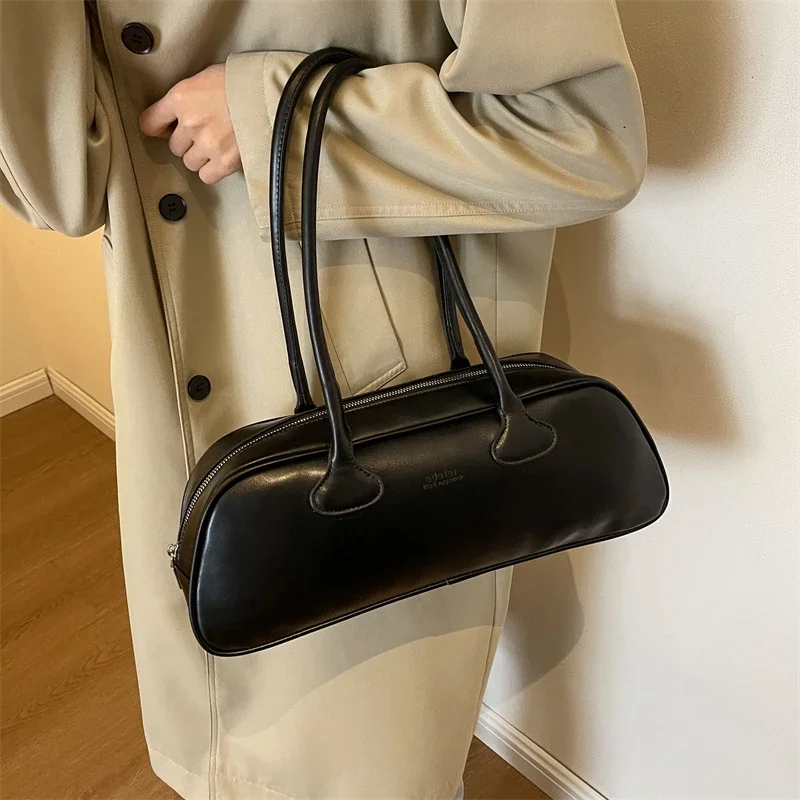 Meet You Autumn Vintage Large Capacity Zipper Shoulder Bag for Women New Trend Office Lady Underarm Bag Female Commuter Handbag