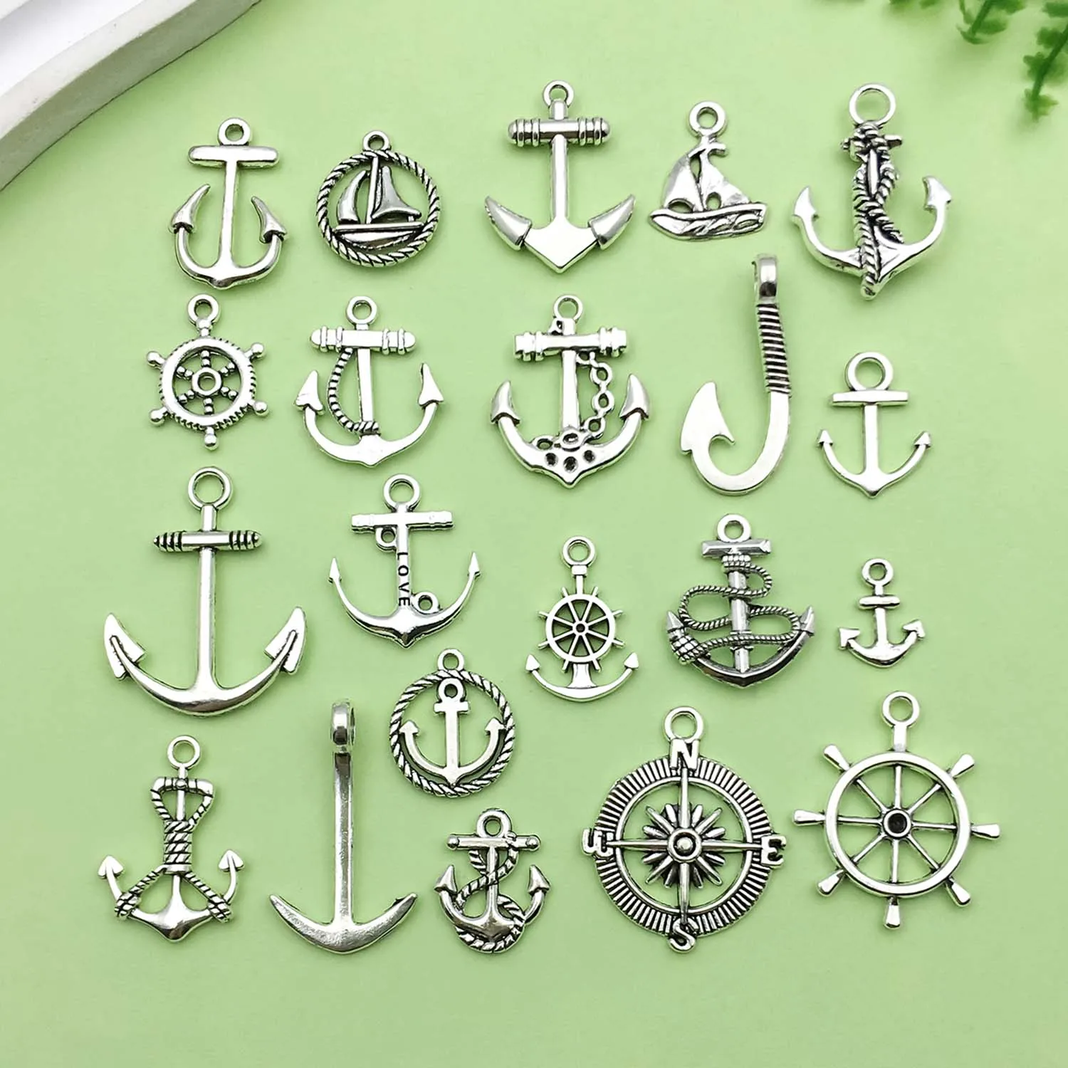 20 sztuk antyczne srebro Vintage kotwica statku projekt Charms stopowe metalowe wisiorki dla DIY bransoletka naszyjnik akcesoria do wyrobu biżuterii