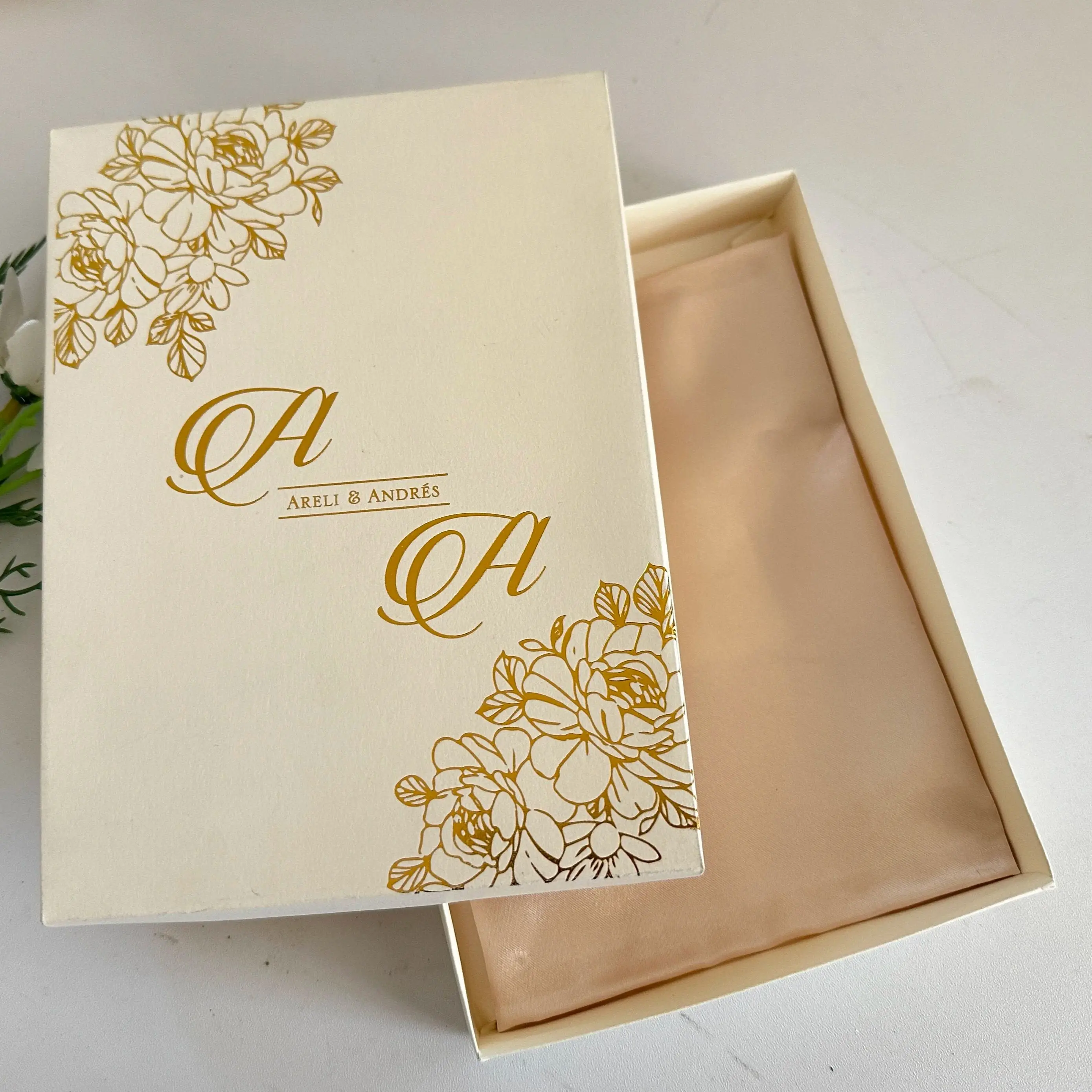 Custom Mirror Wedding Invitation,Foiled Gold Name Boxes,30pcs Plexiglass Clear Invite