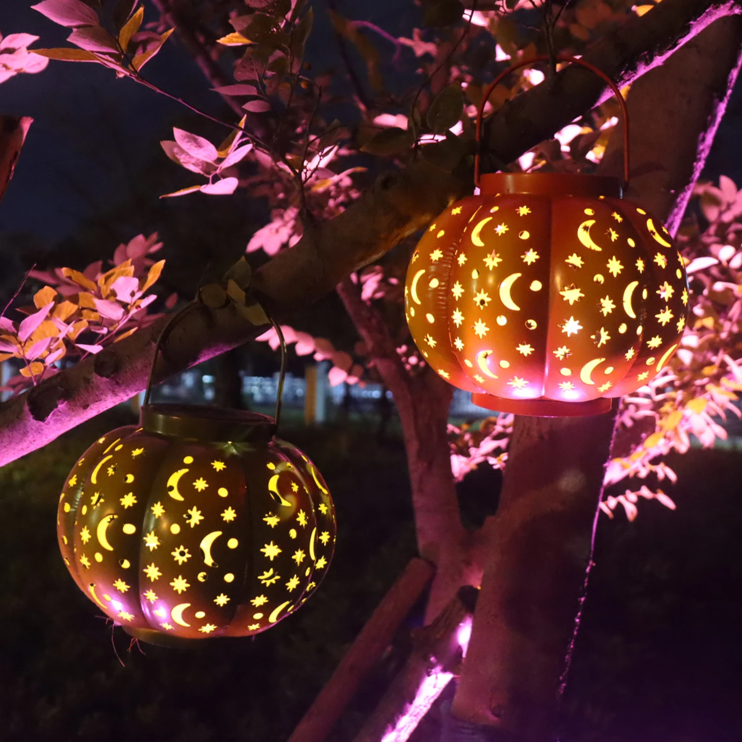 Vintage Finish Metal Solar Lights, Outdoor Yard & Garden Night Landscape Decor