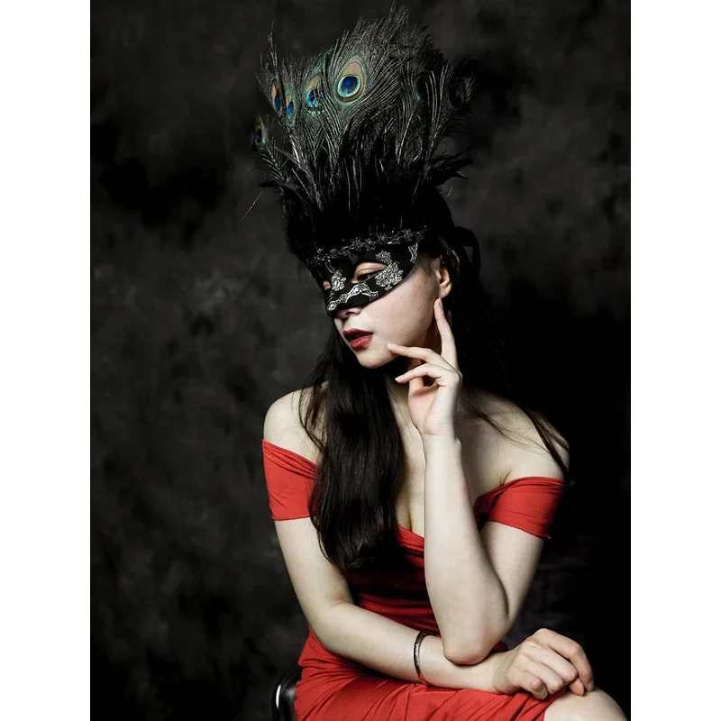 qq34Mask Women's Black Feather Half Face Luxury Peacock Fun Suitable for Halloween Party Ball Bar Christmas Stage Performance Pr