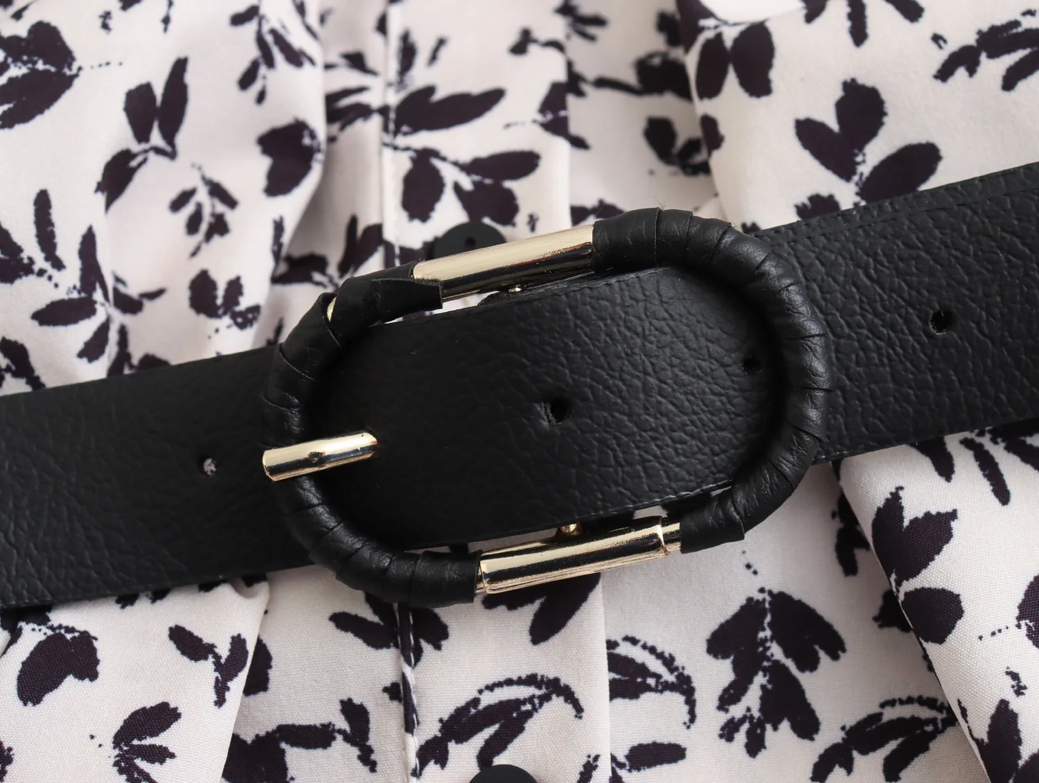 2025, Damen-Herbstkleid, neu, mit Gürteldekoration, lässige Mode, elegantes Revers, Langarm-Shirt-Stil, Blumendruck, kurzes Kleid