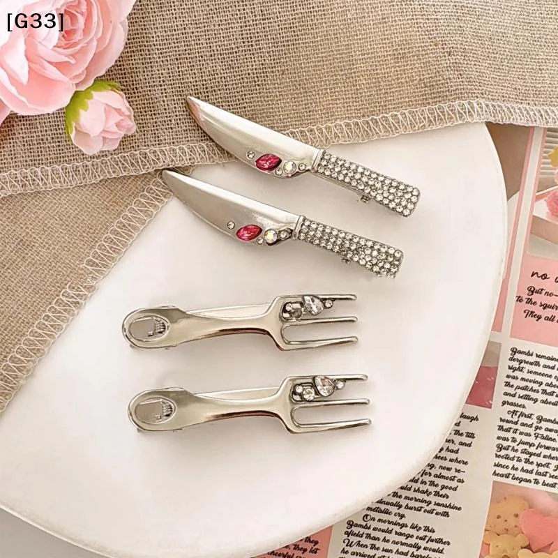 

1/2Pcs Cool Silver Knife Fork Hair Clips, Y2K Rhinestone Hairpins, Unique Sweet Cool Hair Accessories for Women[G33]