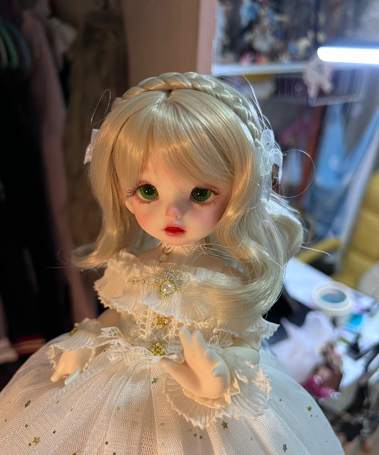 D04-A989 children toy BJD DD SD MSD 1/6 1/4 1/3 doll Accessoriess wig light gold brownn color Braided hair has long curly hair 1