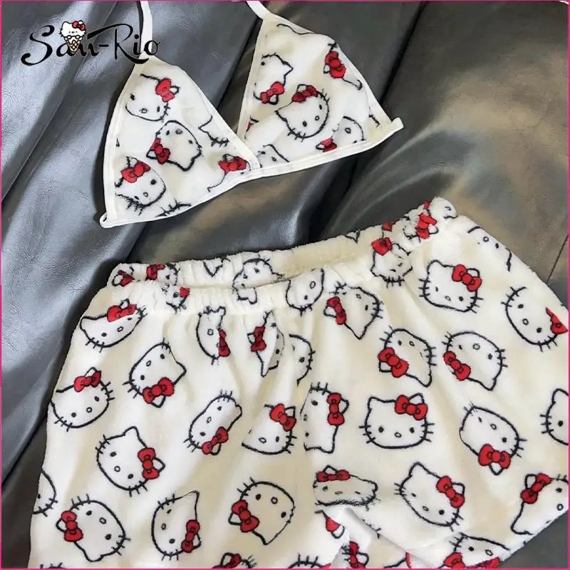 Conjunto de pijamas Sanrio Hello Kitty para mulheres, pijamas, tops curtos e shorts, roupa caseira sexy de pelúcia, conjuntos de sutiã, 2 peças