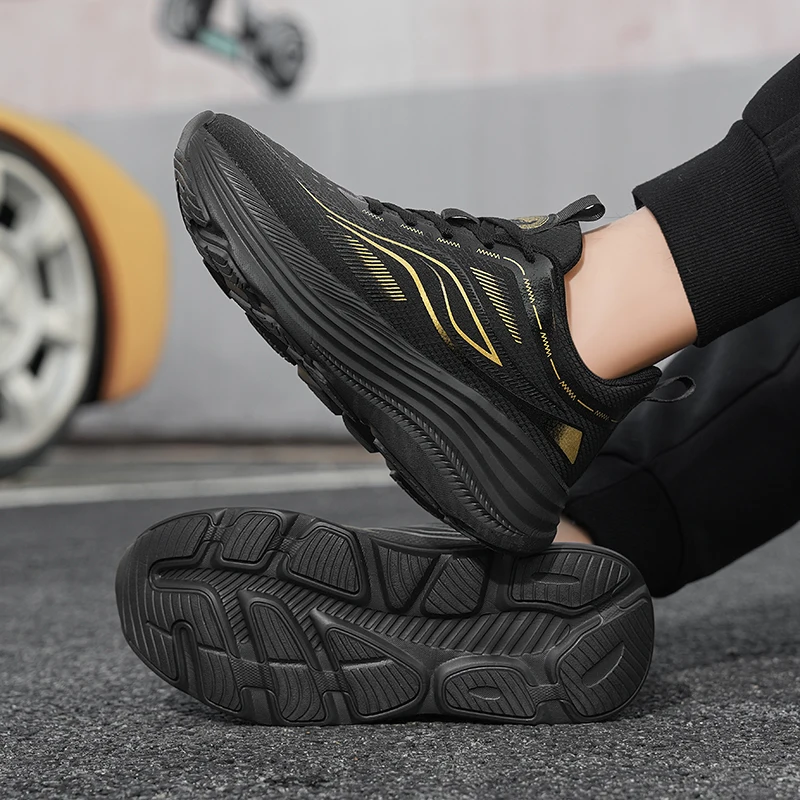 

Thick Sole Mesh Wear Resistant Men Sneakers 2025 Spring New Men's Casual Shoes Fashion Comfortable Breathable Anti Slip Footwear