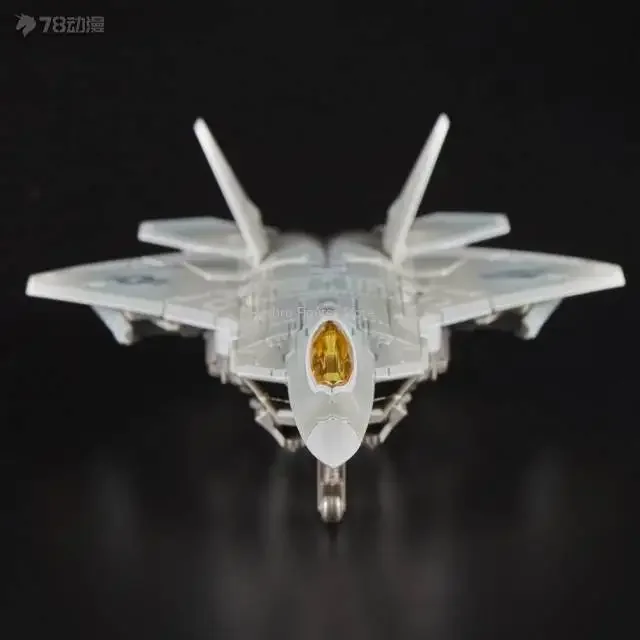 متوفر في المخزون سلسلة هاسبرو ستوديو SS06 Starscream مجموعة نماذج لجسم لعبة هدايا للأطفال