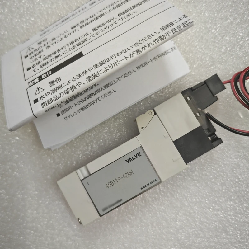 4GB119-00-A2NH-3 4GB119R-00-E2-3 Air Valve new