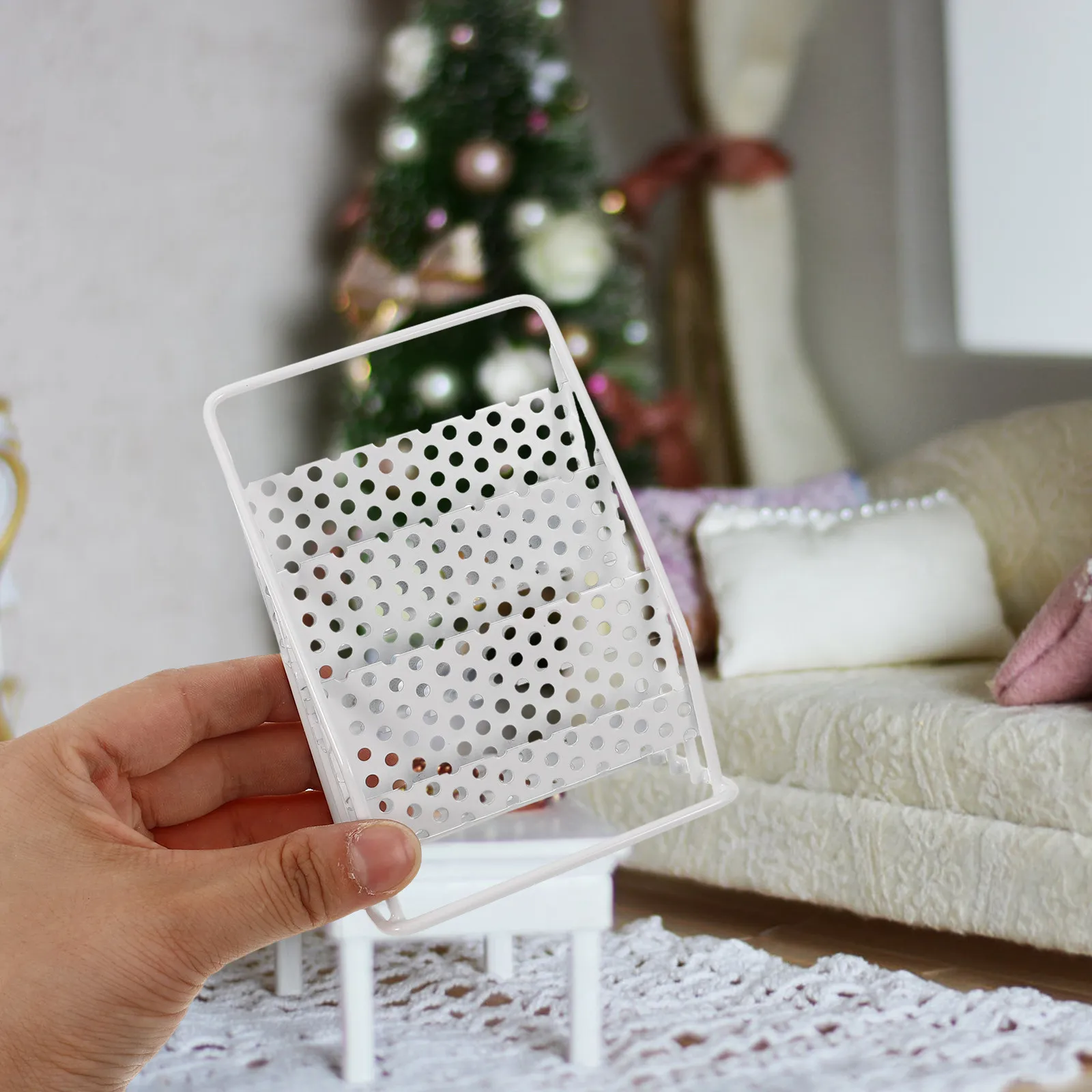 

White Mini Metal Bookshelf Decorative Shelf for Mini House Furnishings Micro Landscape DIY Decoration Tiny Bookcase Ornament