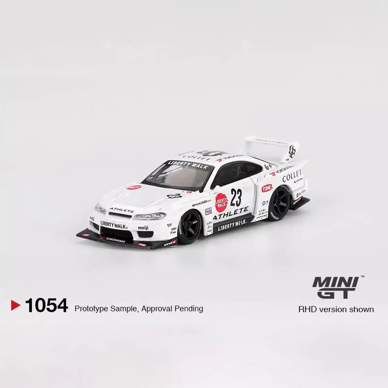 

MINIGT [1054] 1:64 LB super silhouette S15 SILVIA alloy car model