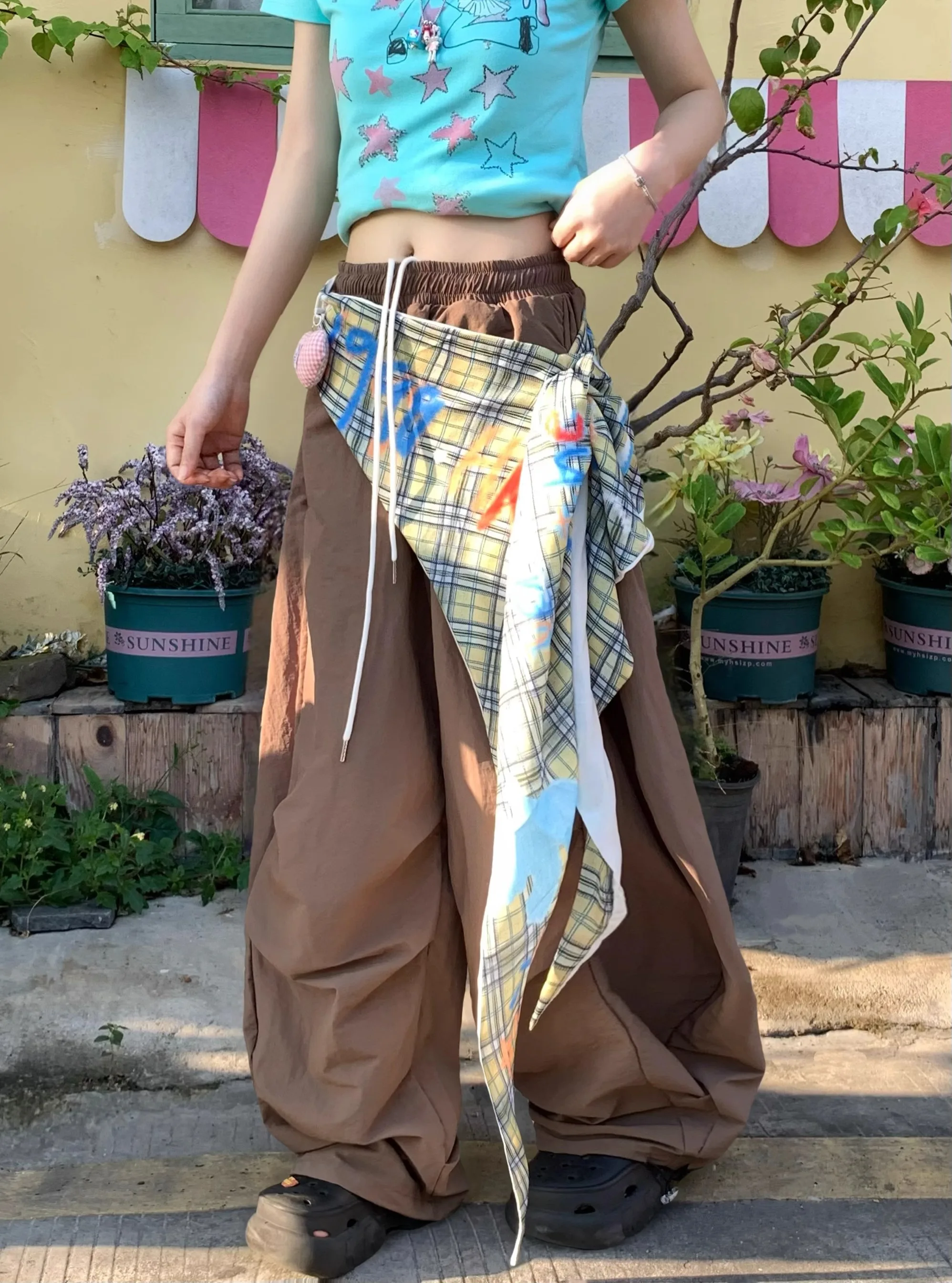 여성 여름 하이 웨이스트 루즈 워크 팬츠 독특한 스플라이싱 디자인의 매운 소녀 스타일 낙하산 바지