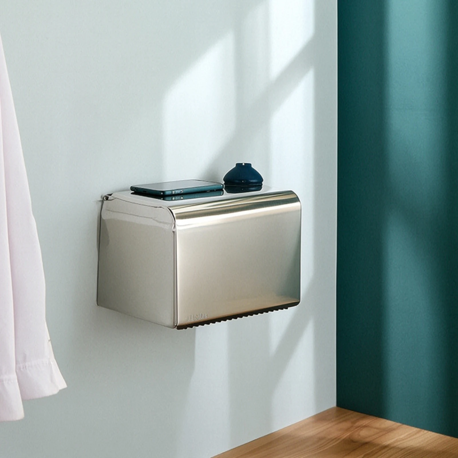 Tissue Box Holder with Lid Waterproof Tissue Box Holder Home Accessory Metal Decorative for Bathroom