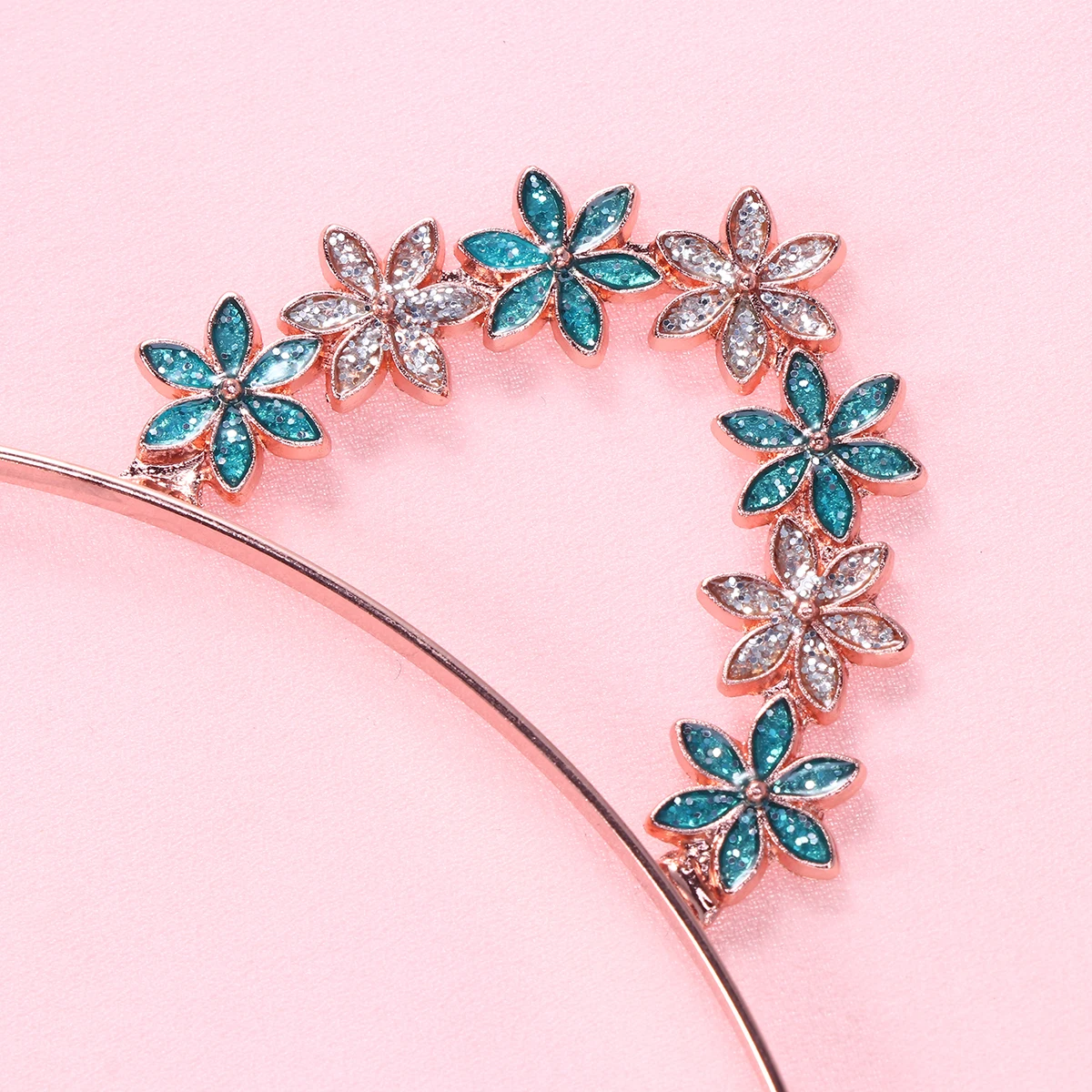 

Повязка на голову с кошачьими ушками, стразы, цветочный сплав, тонкий дизайн с кристаллами, одежда для волос из розового золота, идеально подходит для вечерней вечеринки, повязка на голову с кошачьими ушками