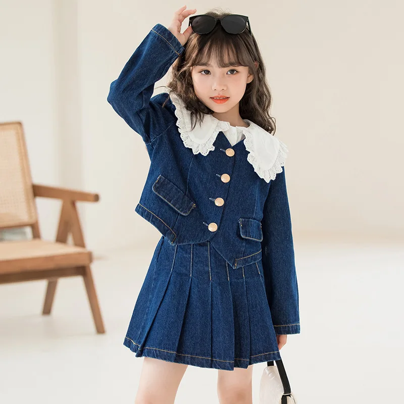 Girls 2024 Spring and Autumn New Set Fashionable Reverse Collar Style Denim Coat Pleated Skirt Three Piece Bottom Shirt